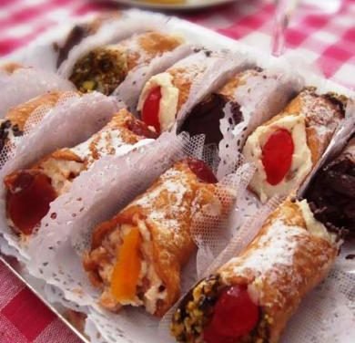 Uma cafeteria especializada em canolis