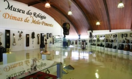 Museu do Relógio conta as horas para lançamento de livro