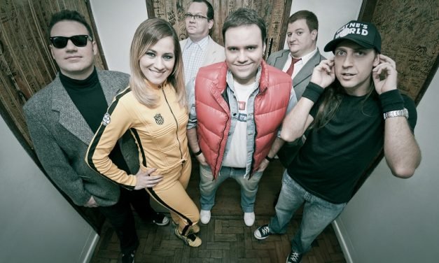Banda The Soundtrackers apresenta seu novo vocalista