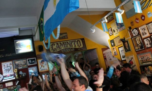 Bar na Mooca abriga ponto de encontro da torcida argentina