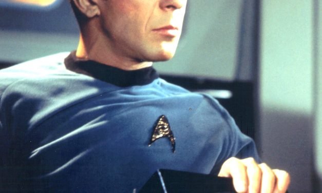 “Filho de Spock” tem loja de produtos de Star Trek no centro de São Paulo